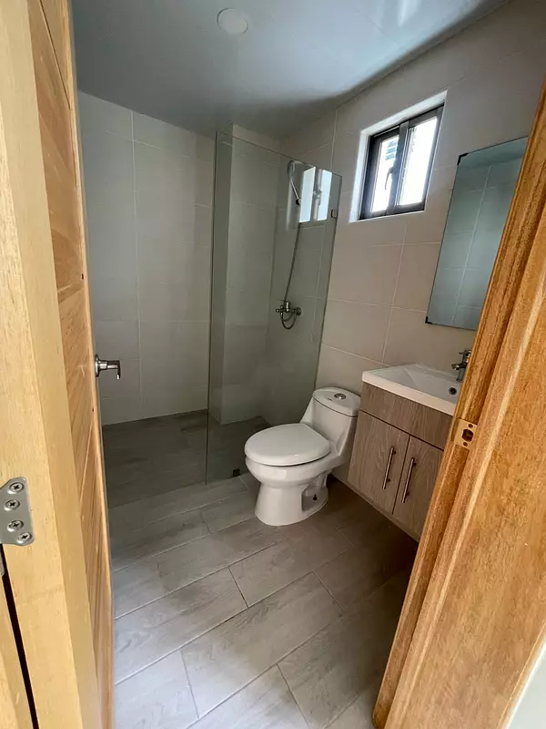 apartamentos - 🔵 Apartamento 2do piso con terraza en los prados  2