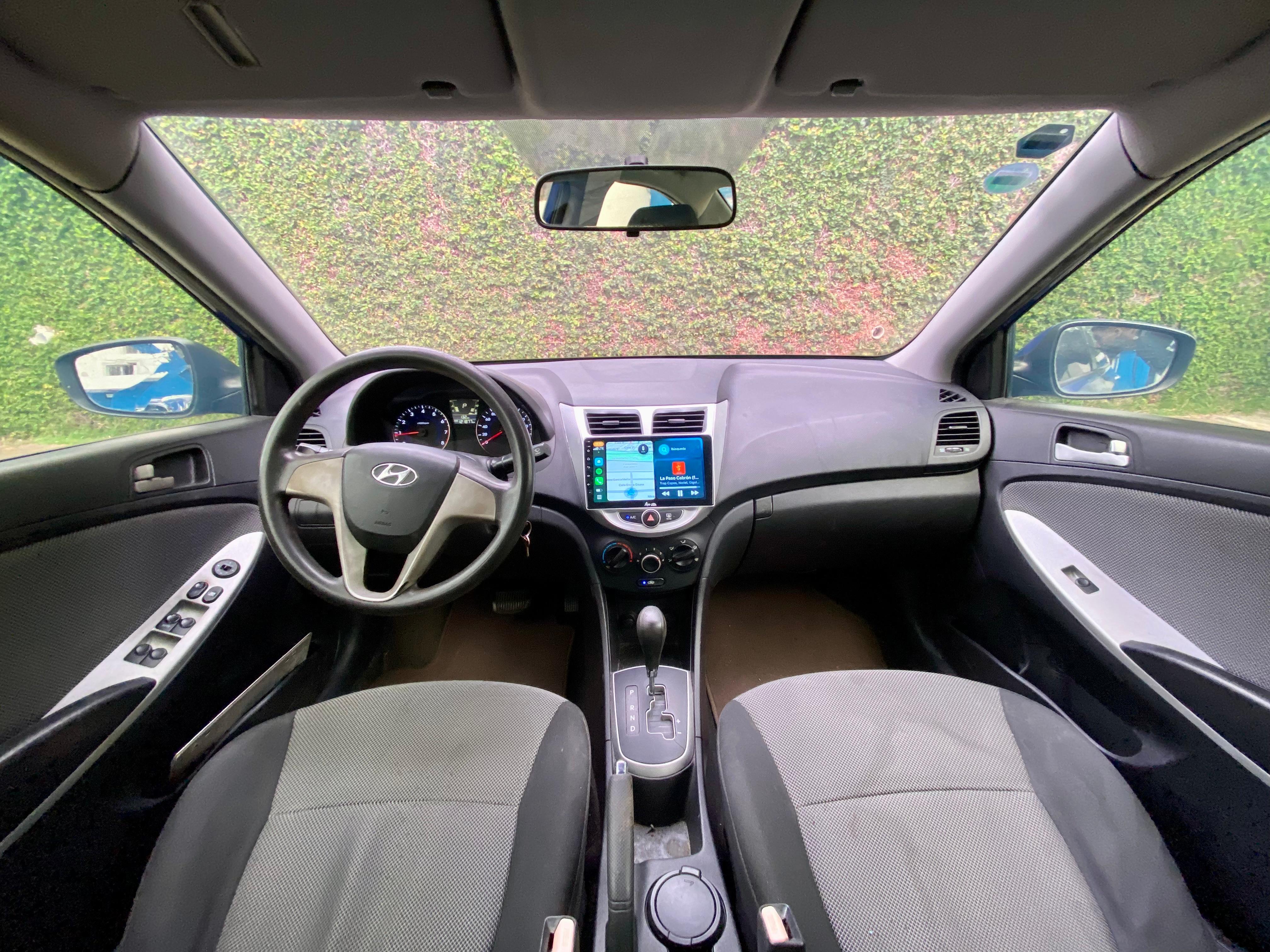 jeepetas y camionetas - HYUNDAI ACCENT 2011 8