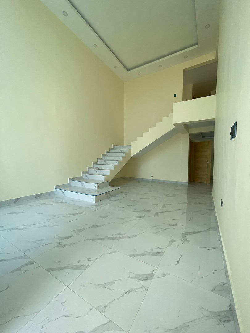 casas - Se vende casa de dos niveles en San Isidro 6