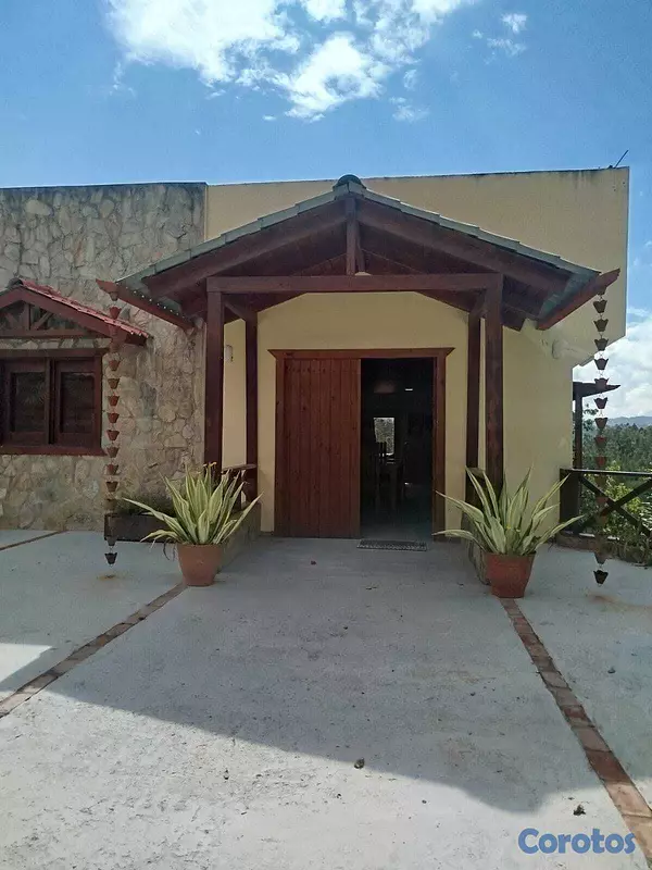 solares y terrenos - Casa/ Solar en venta en Constanza 10