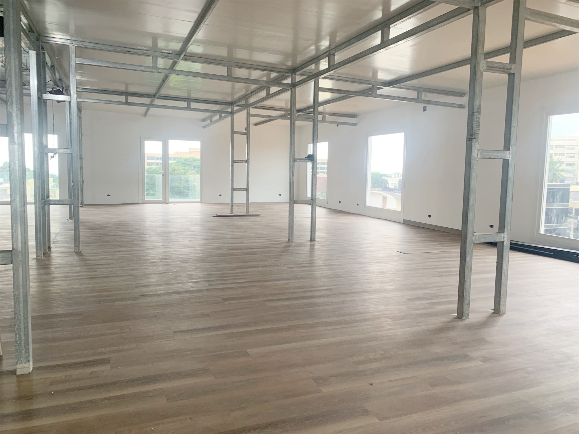 oficinas y locales comerciales - Local corporativo en bella vista  3