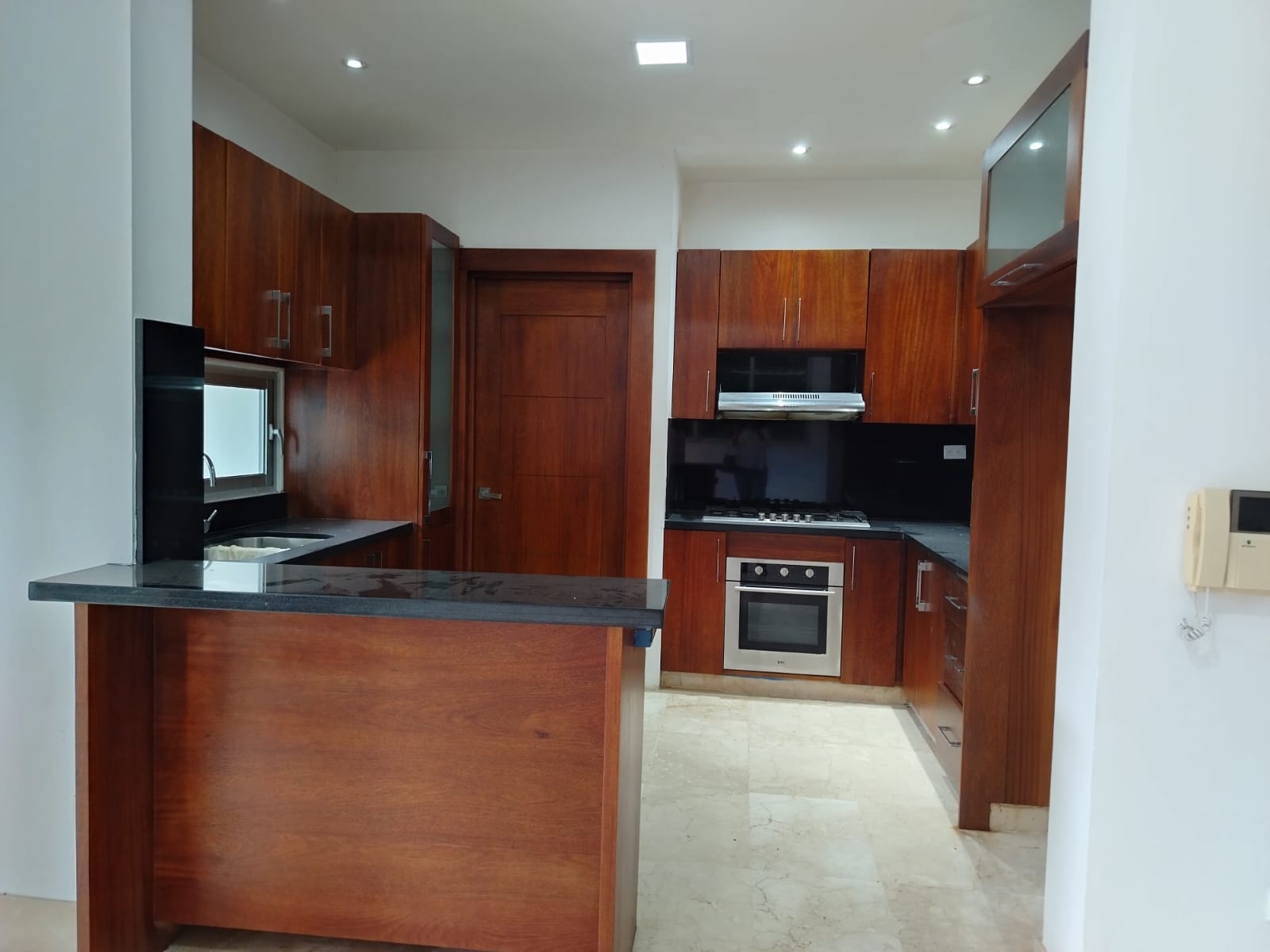 casas - CASA EN RENTA EN LAS CARMELITAS, SANTIAGO. 8