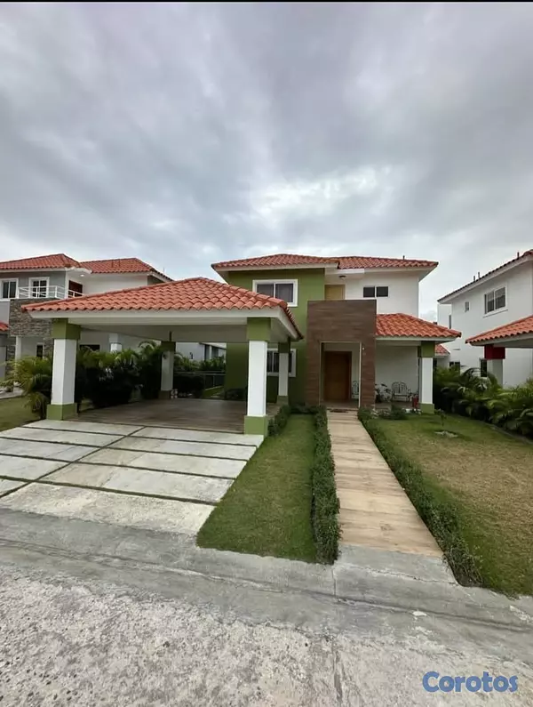 casas - Casa de dos niveles + marquesina en el 5to centena 6
