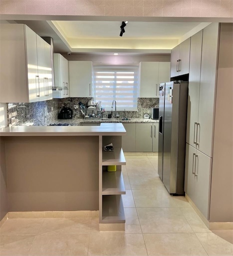 apartamentos - De Venta este lujoso y Amplio Apartamento en la Española. 2