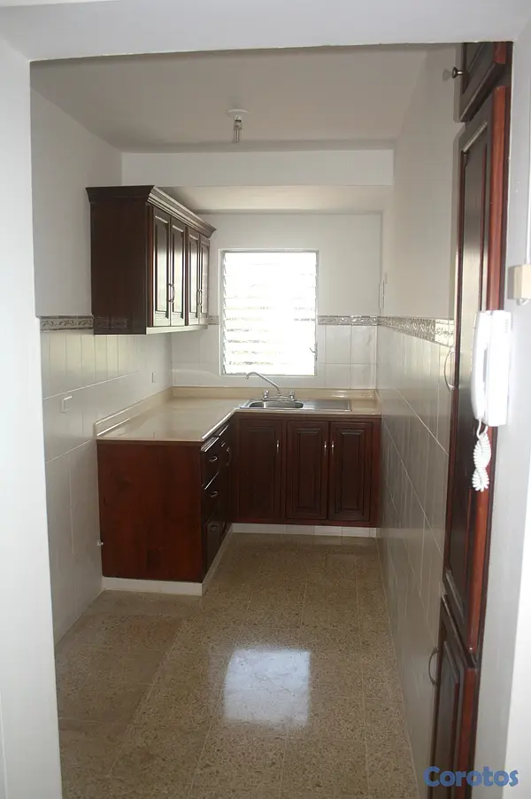oficinas y locales comerciales - Alquilo local Comercial de 60 metros edif total de 4