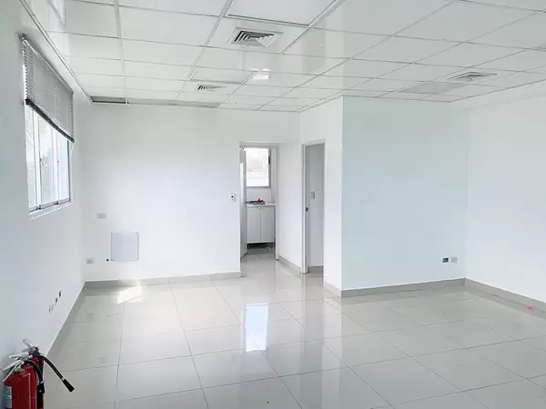 oficinas y locales comerciales - Propiedad corporativa céntrica  2