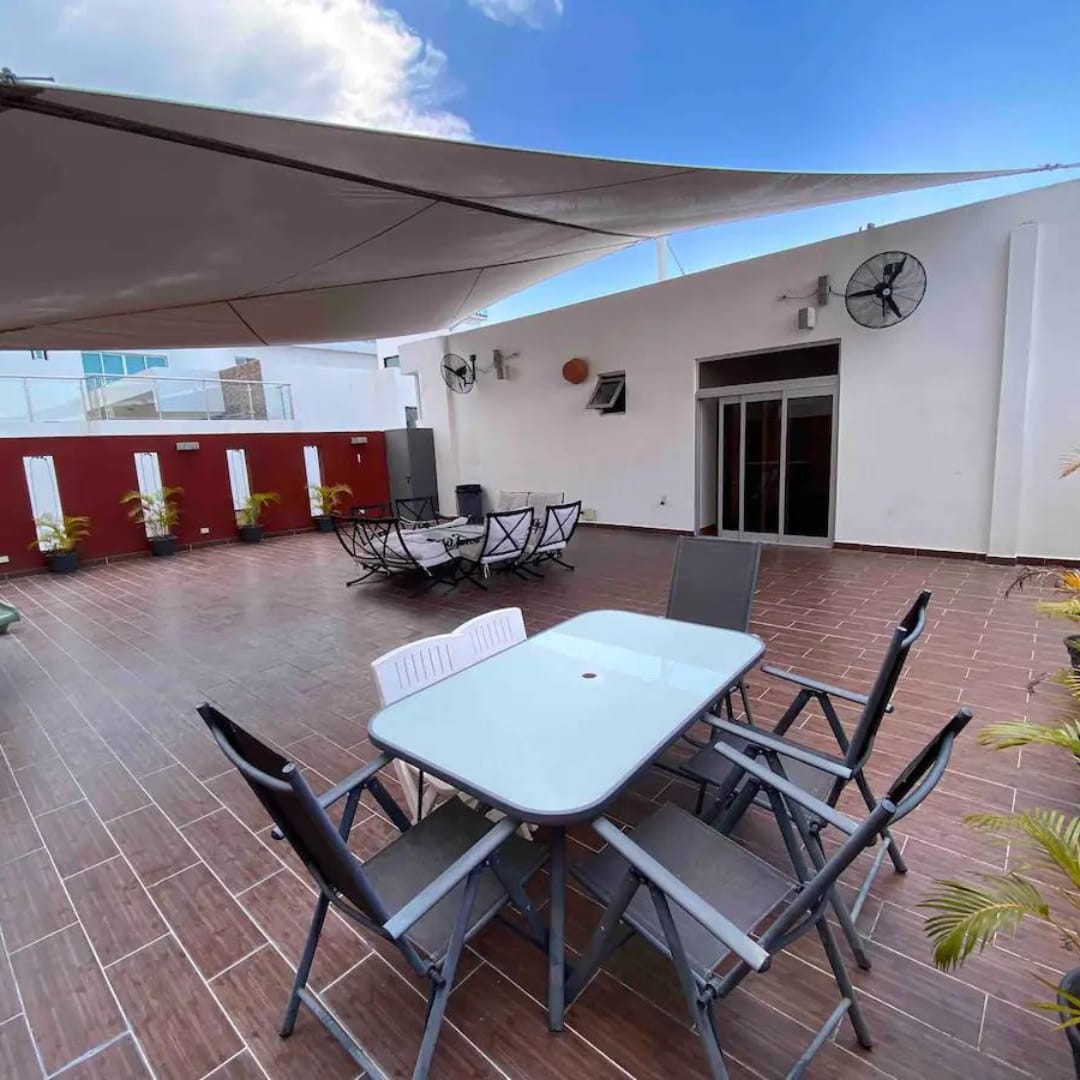 apartamentos - Vendo De Oportunidad Apartamento Ensanche Paraiso  8