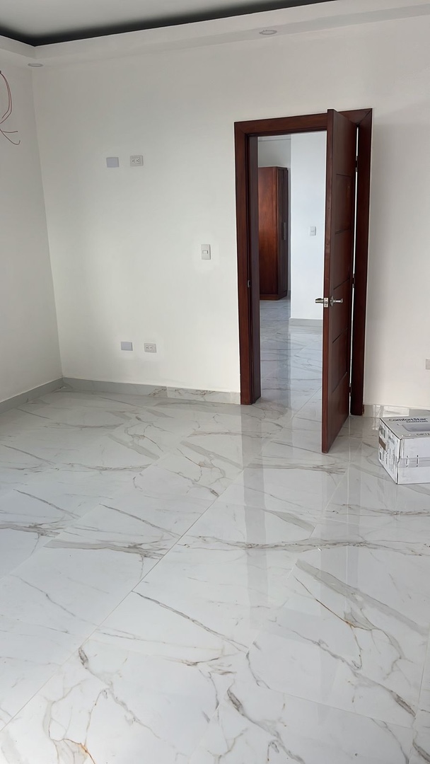 apartamentos - Amplio Penthouse de 3 niveles en Prado Oriental 3