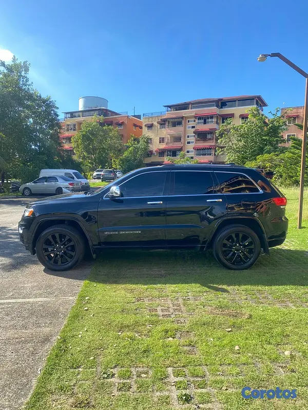 jeepetas y camionetas - Jeep Grand Cherokee Overland Negro Perla 4x4 2