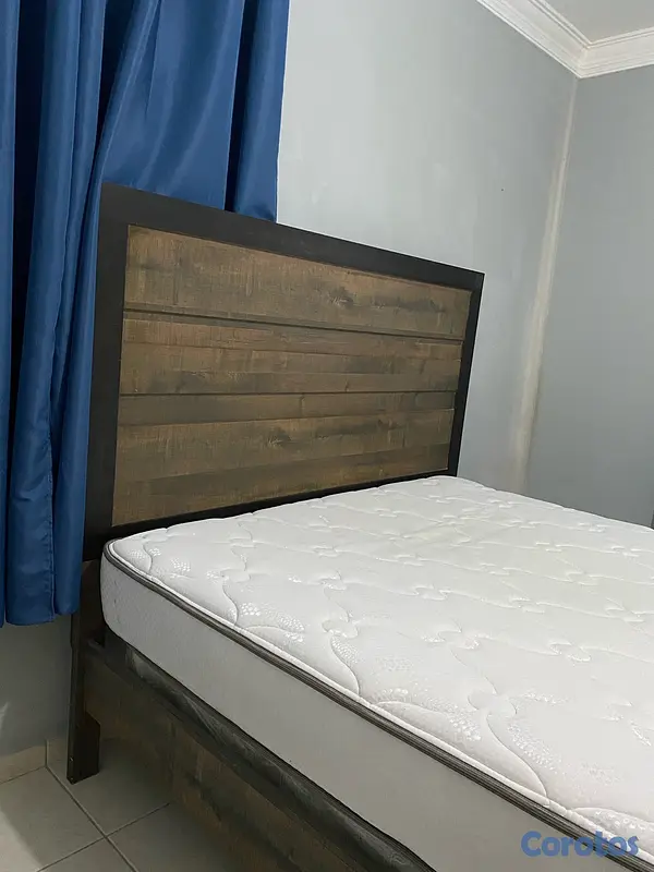 muebles y colchones - Cama Queen Size como nueva 7