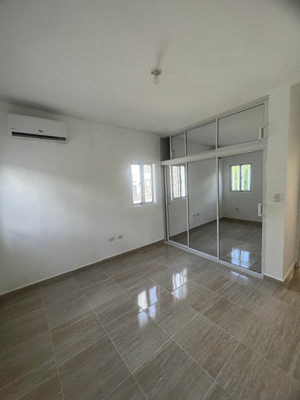 apartamentos - Apartamento listo de 1 habitación en Pueblo Bávaro con línea blanca. 1er. Piso.
 6