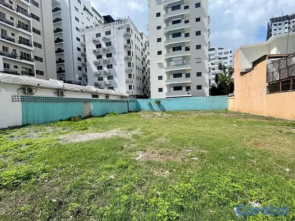 solares y terrenos - Solar comercial en Alquiler  2