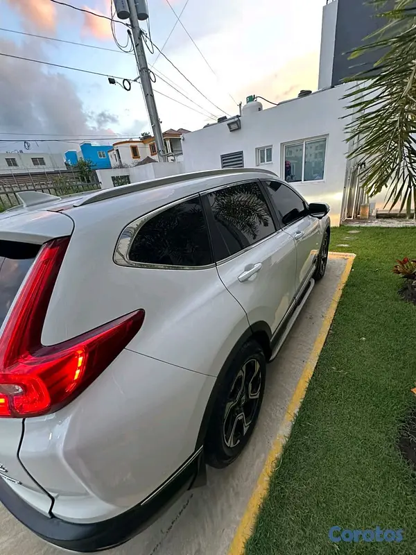 jeepetas y camionetas - Honda crv 2019 touring  3