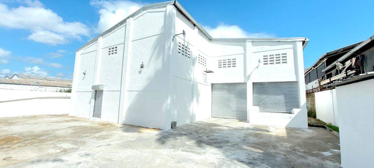oficinas y locales comerciales - 🔵Alquilo Nave  600 mts prox al km 16 Aut. Duarte  7