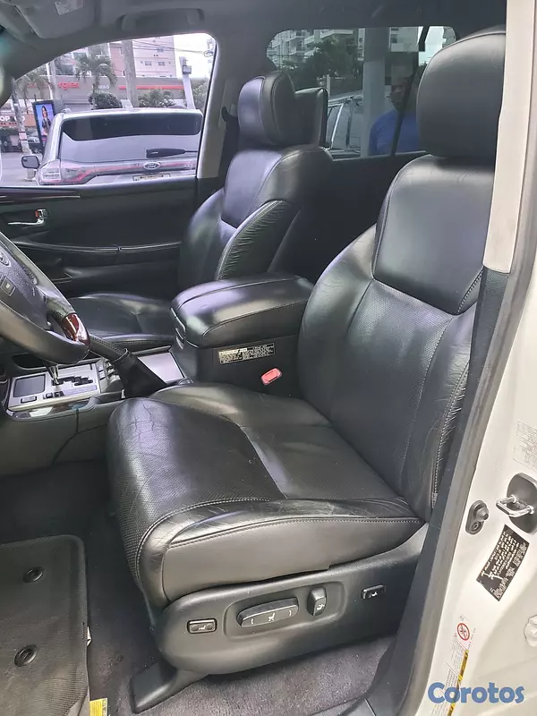jeepetas y camionetas - Lexus LX570 2014 7