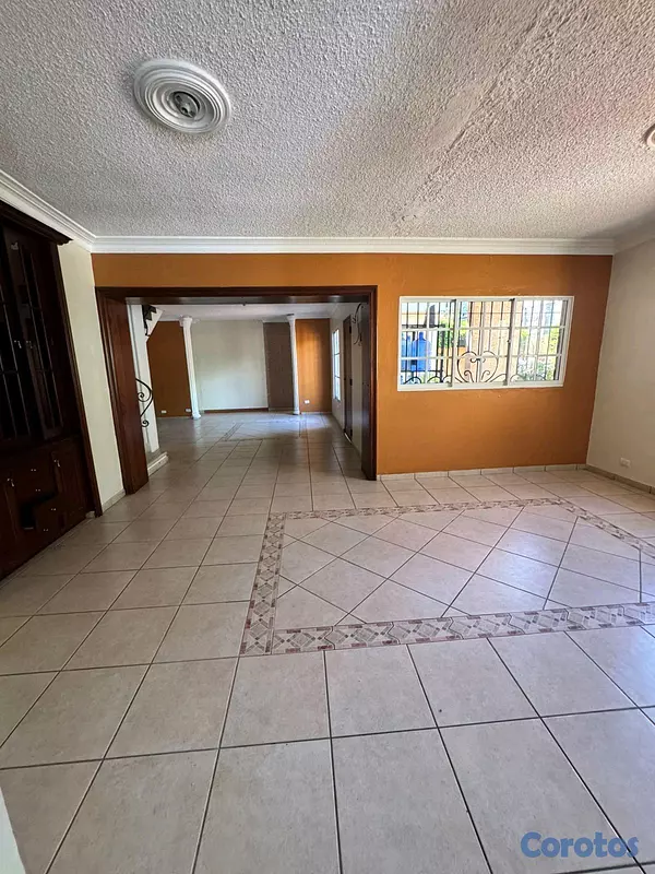 casas - Alquiler de Casa en Los Prados 2