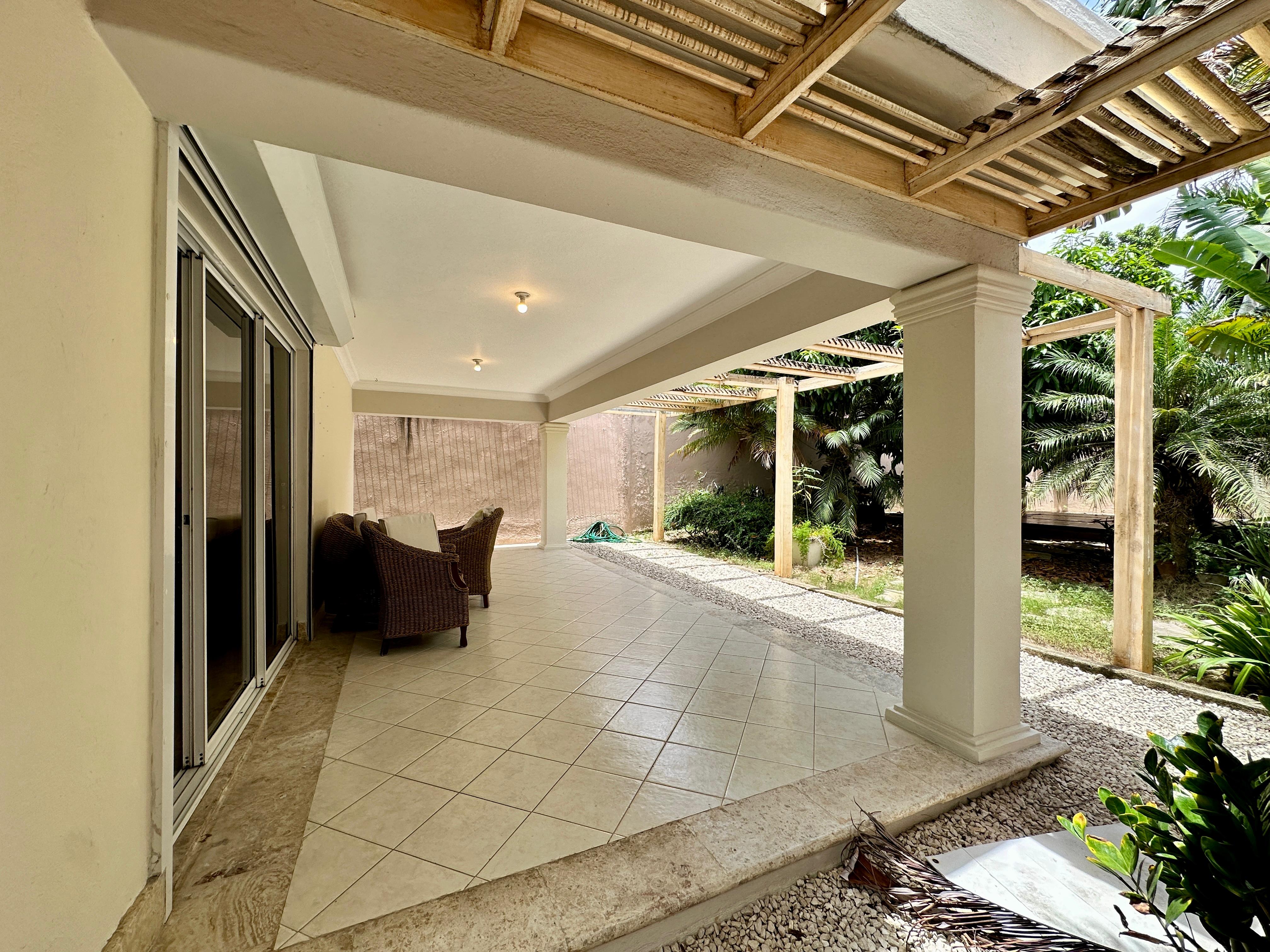 casas - Hermosa Residencia en Mirador del Este, SDE 1