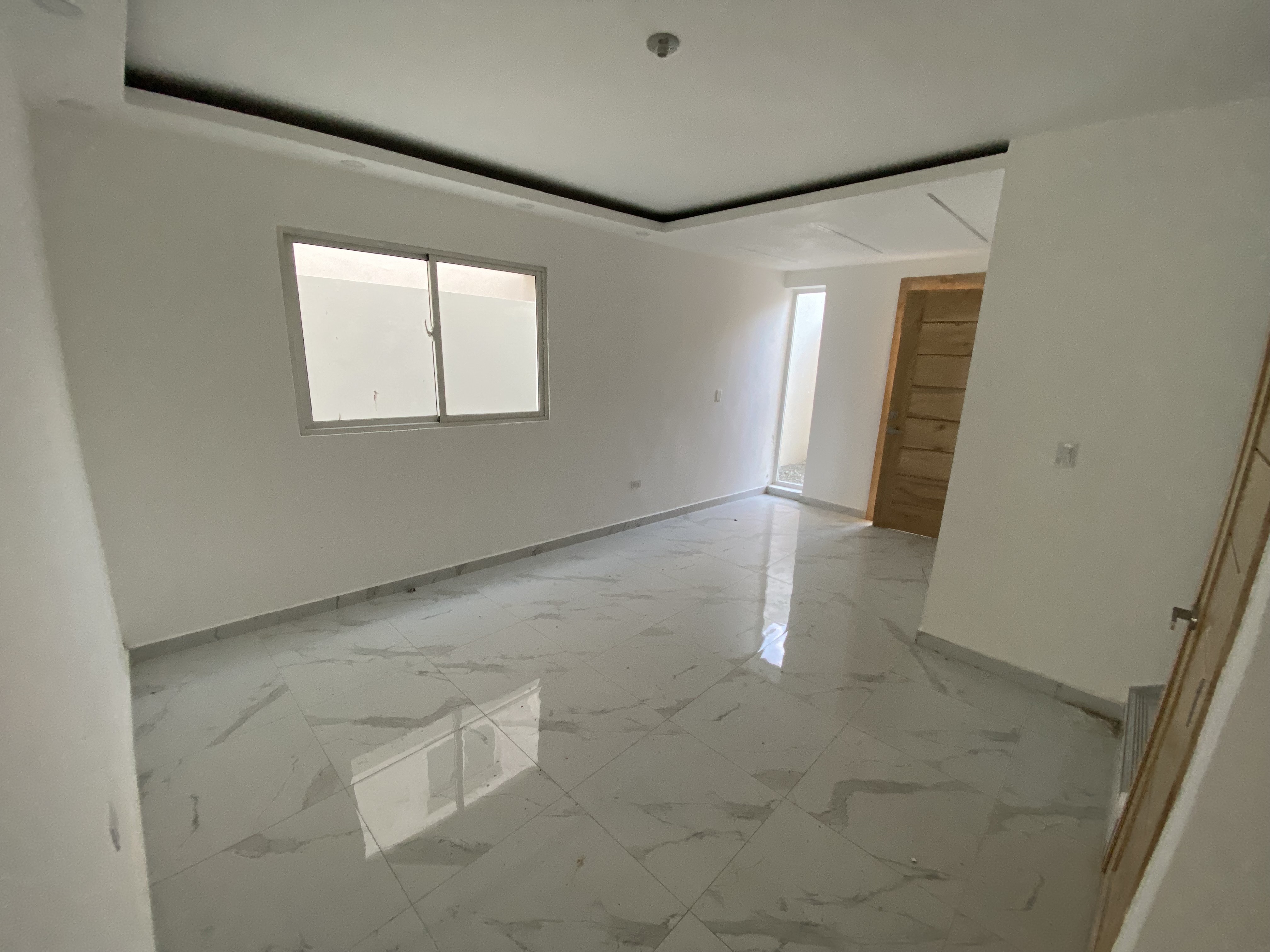 casas - CASA DE 2 STO DGO ESTE CON ASESÓ POR LA ECOLÓGICA Y LA ATOPISTA DE SAB ISIDRO 2