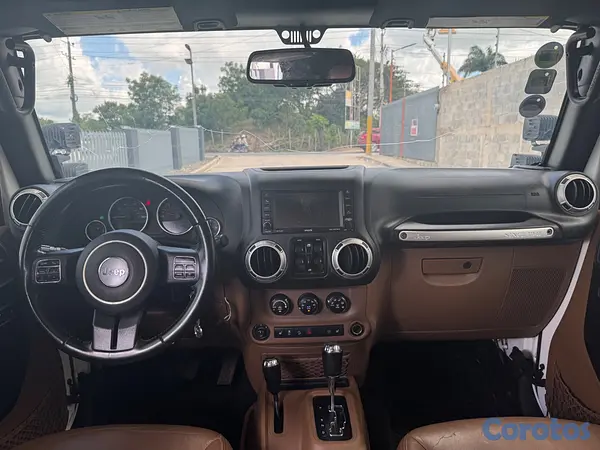 jeepetas y camionetas - Jeep Wrangler Sahara 2017 7