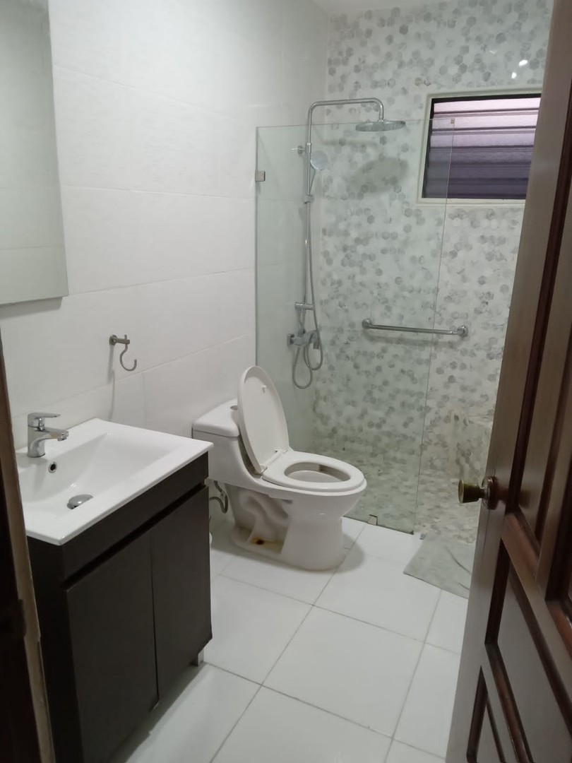 casas - VENTA DE CASA EN LOS JARDINES  5