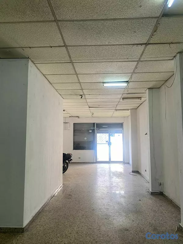 oficinas y locales comerciales - Alquiler Local Comercial, Zona Colonial 2