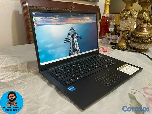 computadoras y laptops - Venta de Asus VivoBook I3 12TH, 8GB RAM, 128 SSD 6