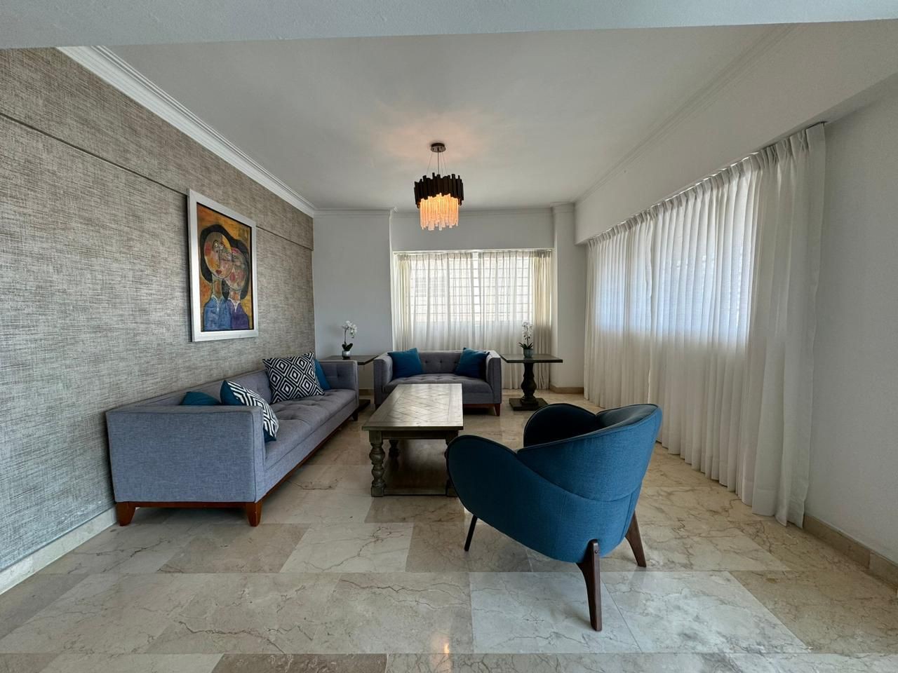 apartamentos - Apartamento en Venta
PIANTINI
USD 265,000.00
Mantenimiento: 12,000.00
210mst
 3