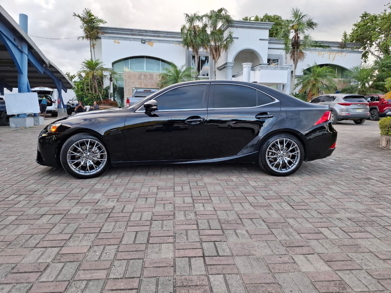 carros - lexus IS 250 2015 3