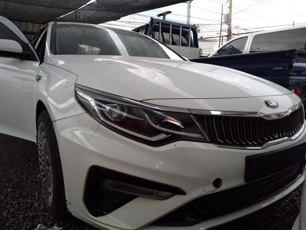carros - KIA K5 2019 BLANCODESDE: RD$ 805,100.00 0