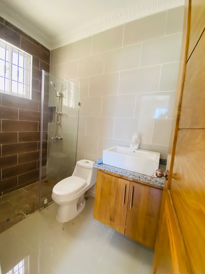 casas - CASA EN VENTA EN SANTIAGO DE LOS CABALLEROS  8