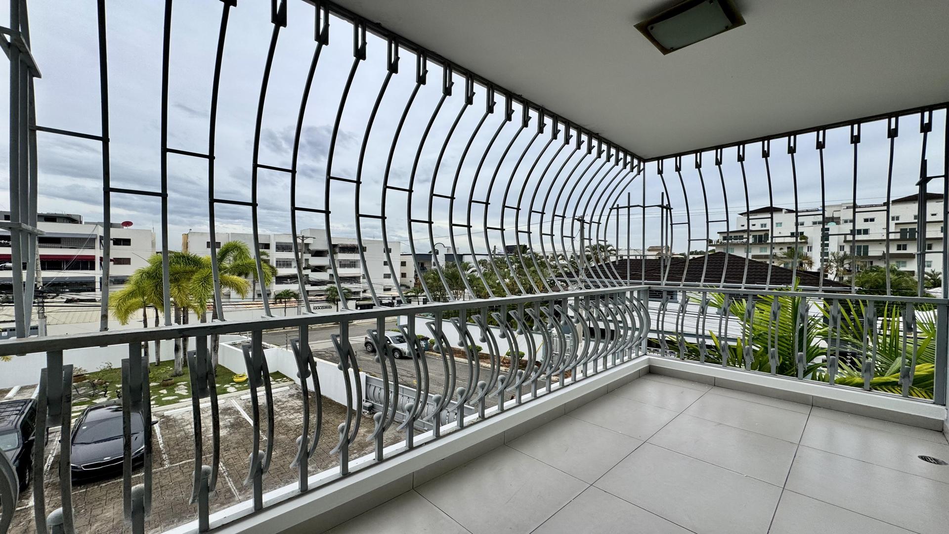 apartamentos - APARTAMENTO EN RENTA EN LA ESPANOLA SANTIAGO 4