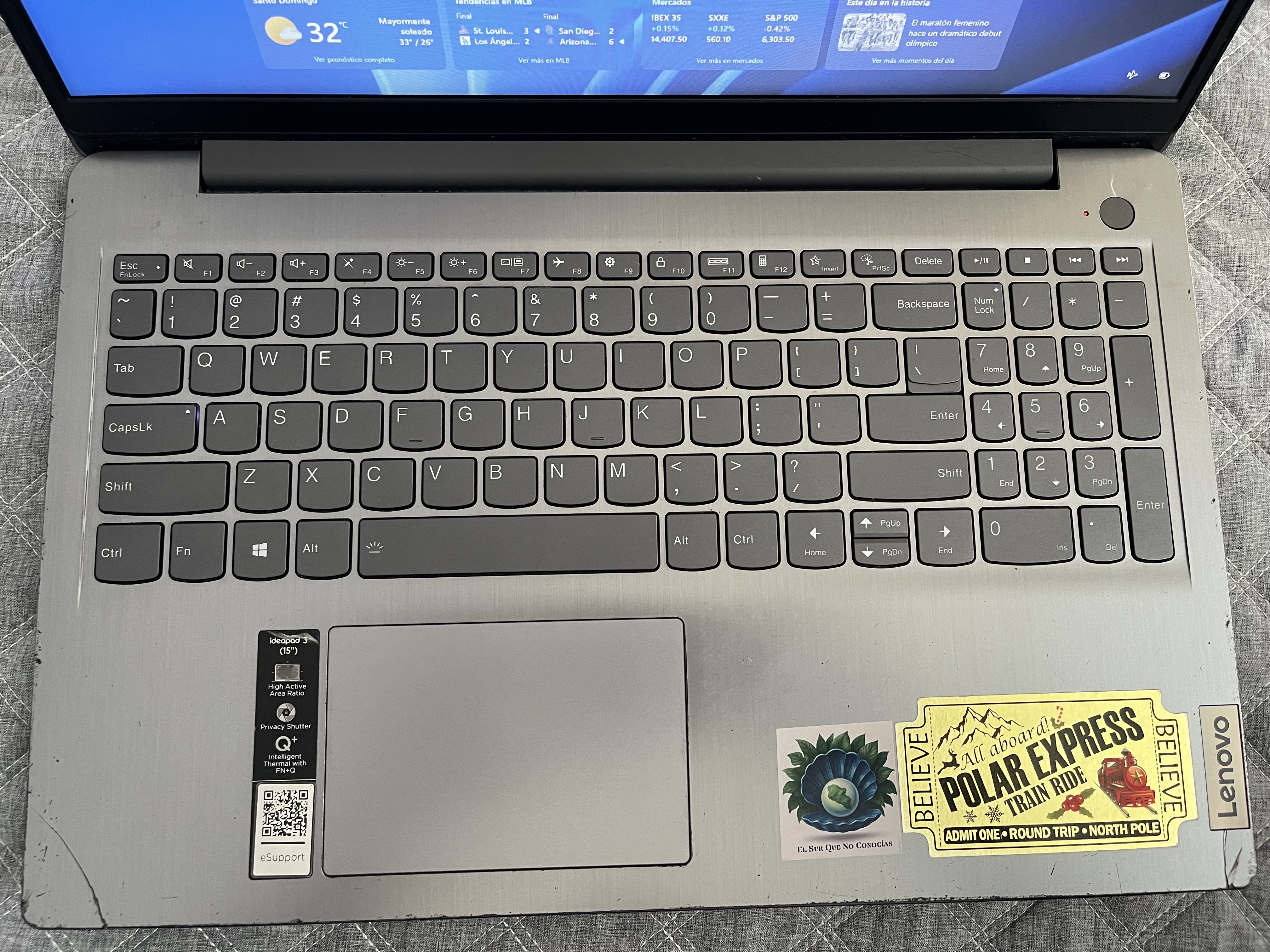computadoras y laptops - Portátil Lenovo IdeaPad 3 15ITL6
Intel Core i7-1165G7|20GB RAM/
15.6" 3