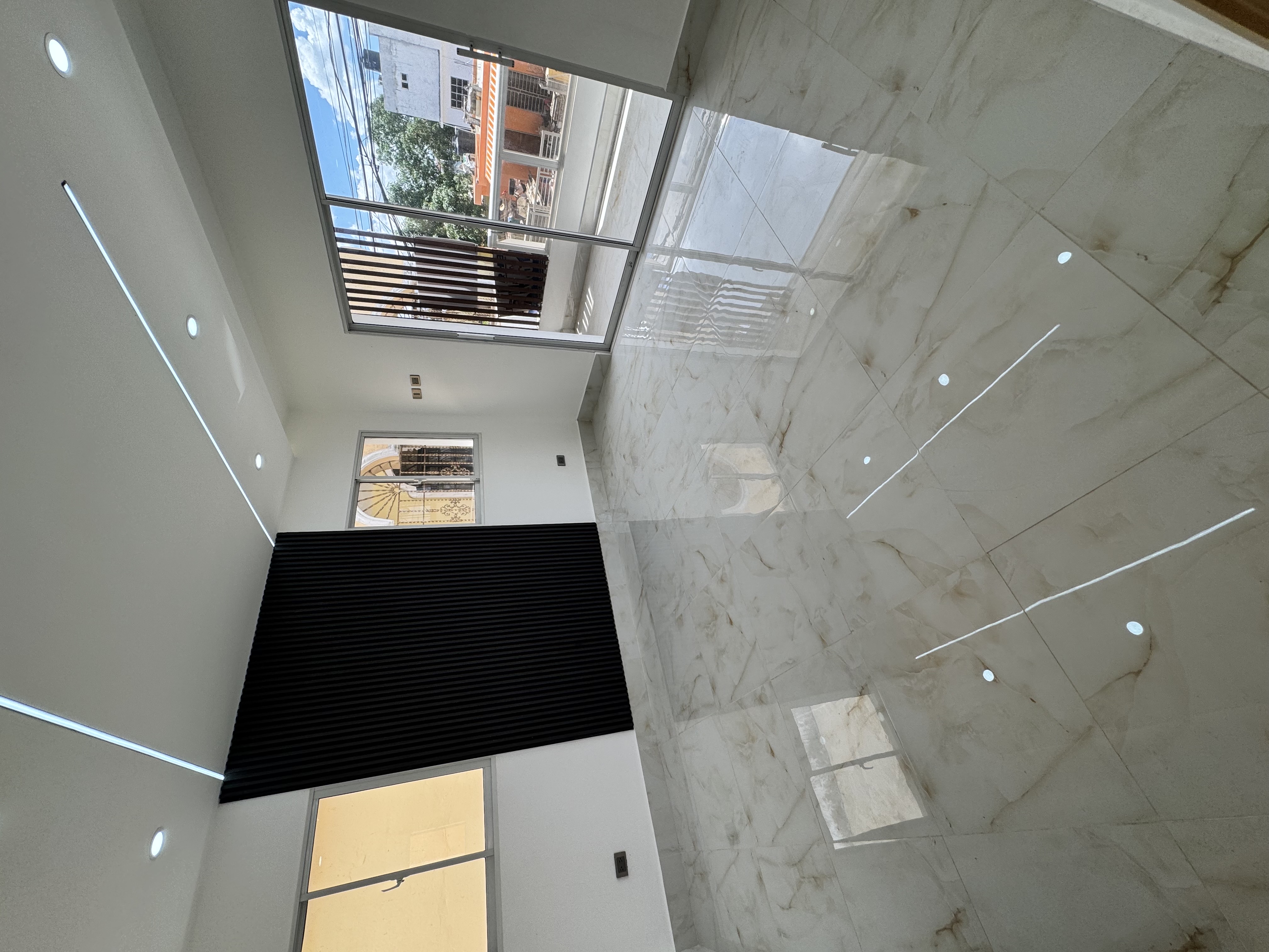 casas - venta de casa de lujo en la autopista de san Isidro brisa oriental 