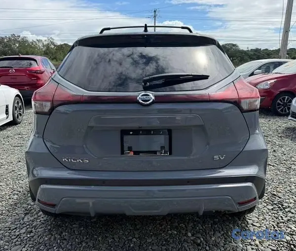 jeepetas y camionetas - Nissan Kicks SV 2021
 6
