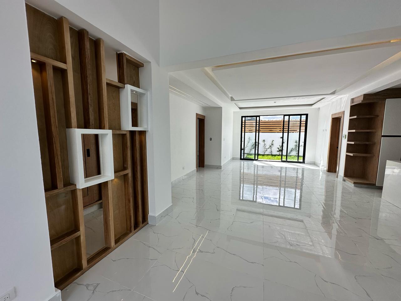 casas - Se Vende Casa en Llanos de Gurabo, Proyecto Cerrad 1
