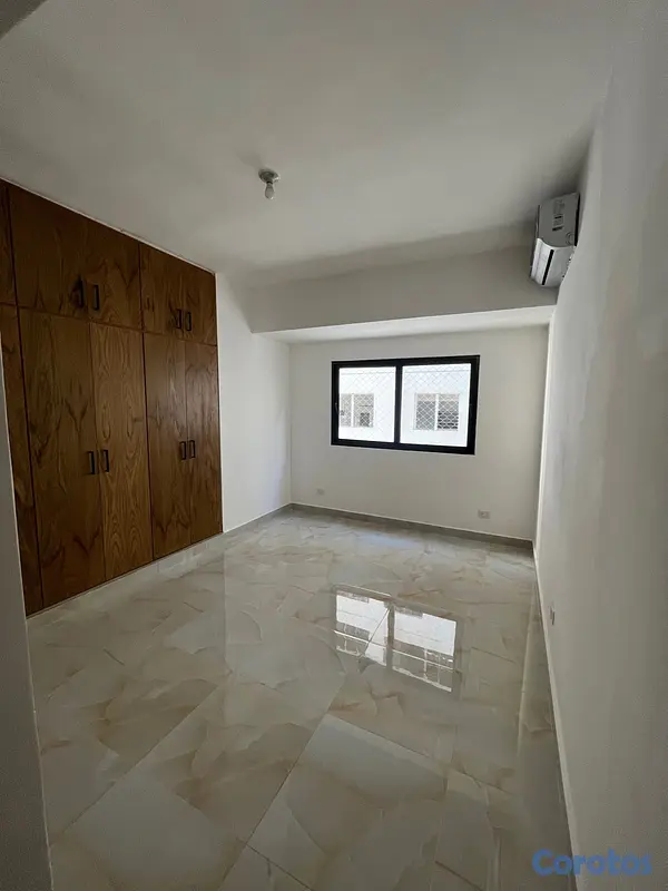 apartamentos - Apartamento con línea blanca en Naco  7