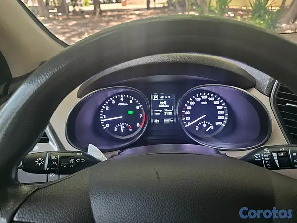 jeepetas y camionetas - HYUNDAI SANTA FE 2016 16