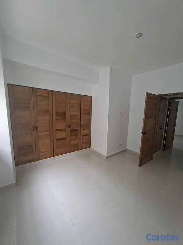 apartamentos - Apartamento en excelente ubicación en Renacimiento  8