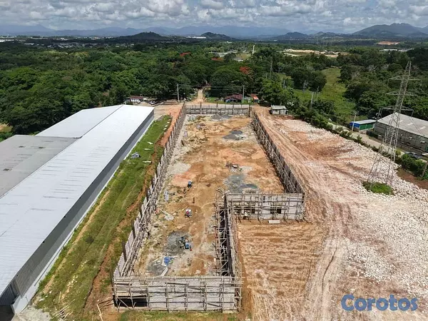 otros inmuebles - Alquilo Nave industrial en Autopista Duarte 2