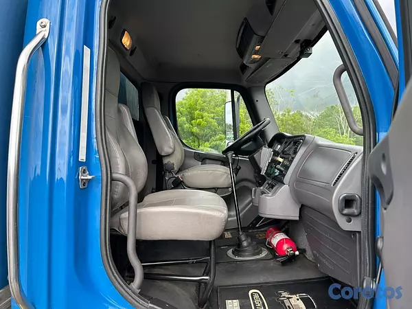 camiones y vehiculos pesados - FREIGHTLINER M2 106 2014 5