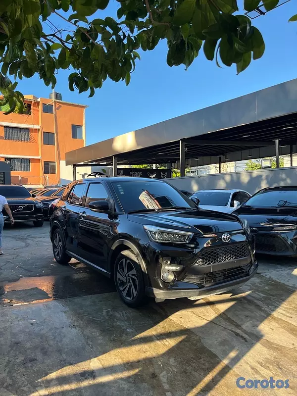 jeepetas y camionetas - Toyota Raize G Turbo 2022
 3