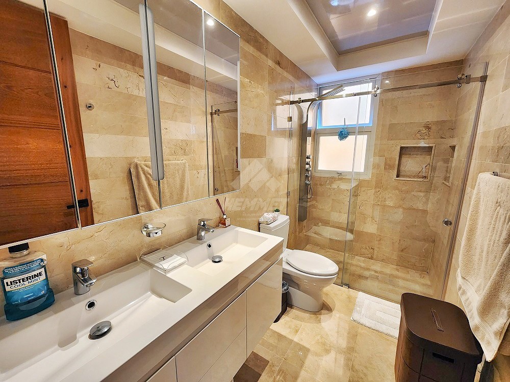 apartamentos - AMUEBLADO DE LUJO CON PISCINA Y AREA SOCIAL LA ESMERALDA SANTIAGO  3