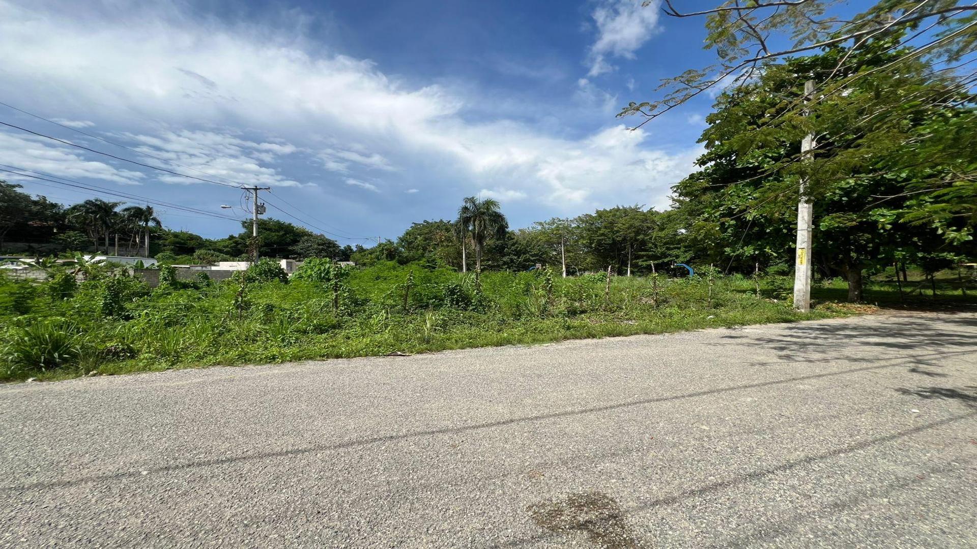 solares y terrenos - Solar / Terreno en Venta en Urb Paraíso del Caribe, Bayona 2