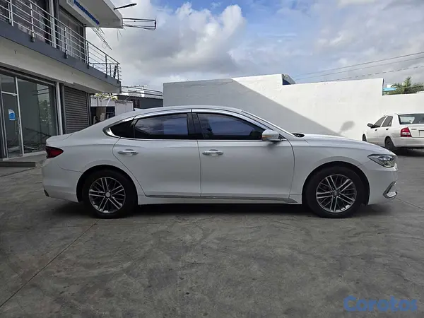 carros - HYUNDAI GRANDEUR 2018 BLANCO 6
