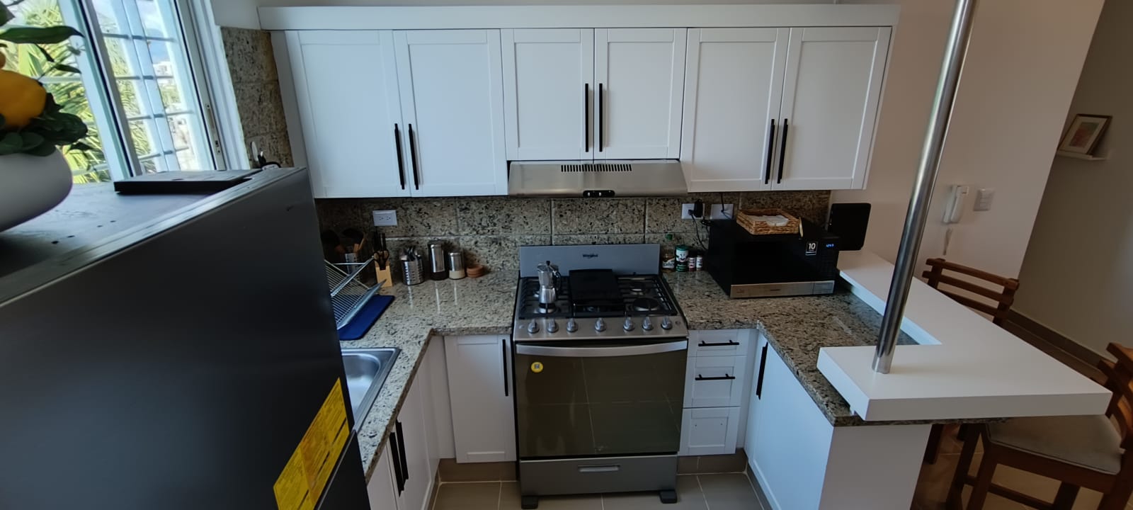 apartamentos - rento 4to piso amueblado auto pista duarte al lado de pepe motor  7