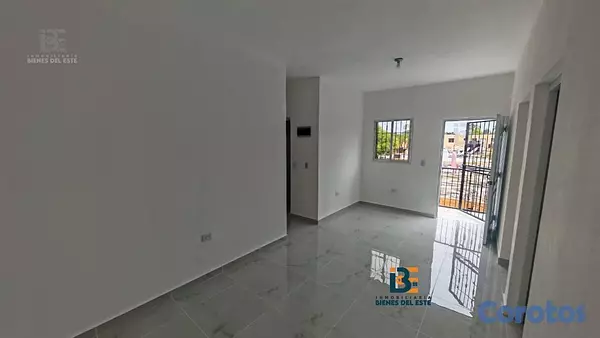 apartamentos - Se Alquilan Apartamentos de Tres habitaciones, en  2