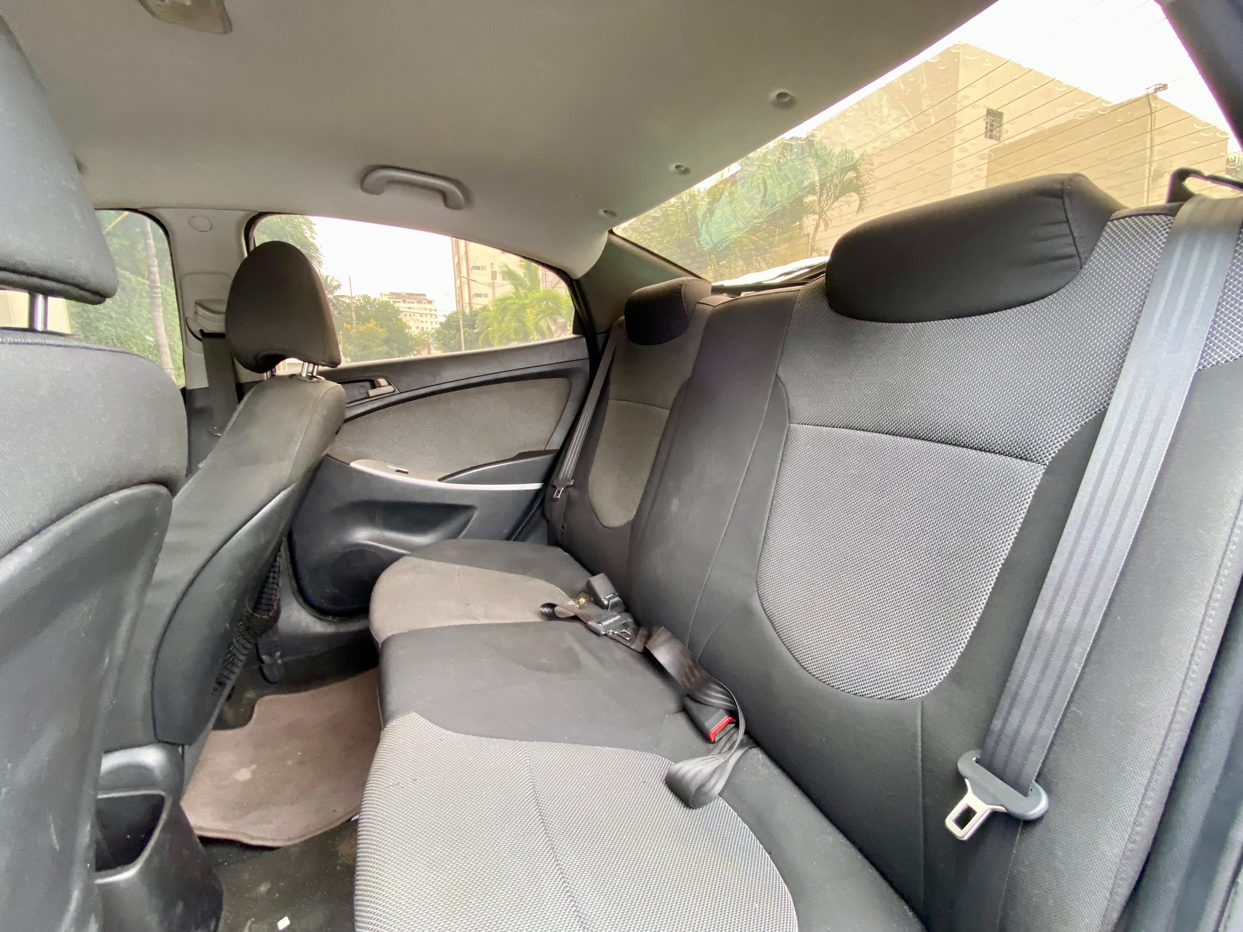 jeepetas y camionetas - HYUNDAI ACCENT 2011 7