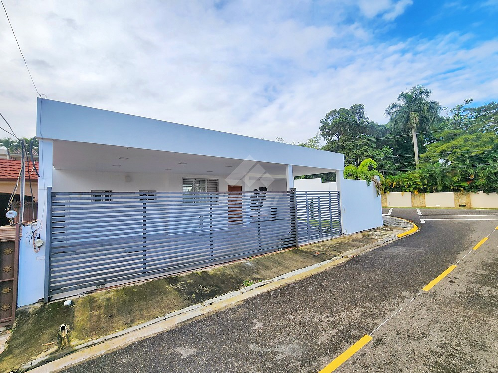 casas - CASA PANELES SOLARES Y PATIO ESPANOL CERROS GURABO