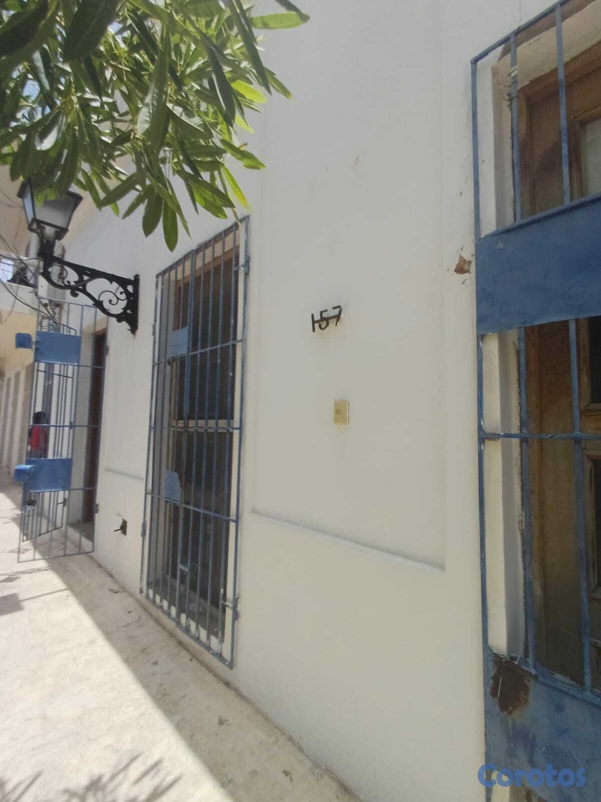 casas - Propiedad Zona Colonial al lado Kimpton Mercedes 1