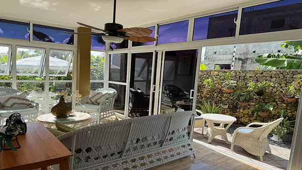 casas - VENDO casa AMUEBLADA en Higuey 10